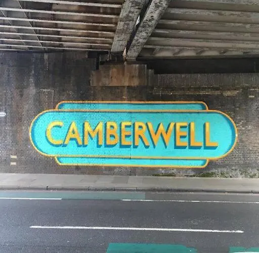 2 Bedroom Flat In Camberwell Green - Central Location With Excellent Connections To Tourist Attractions And Main London Airports